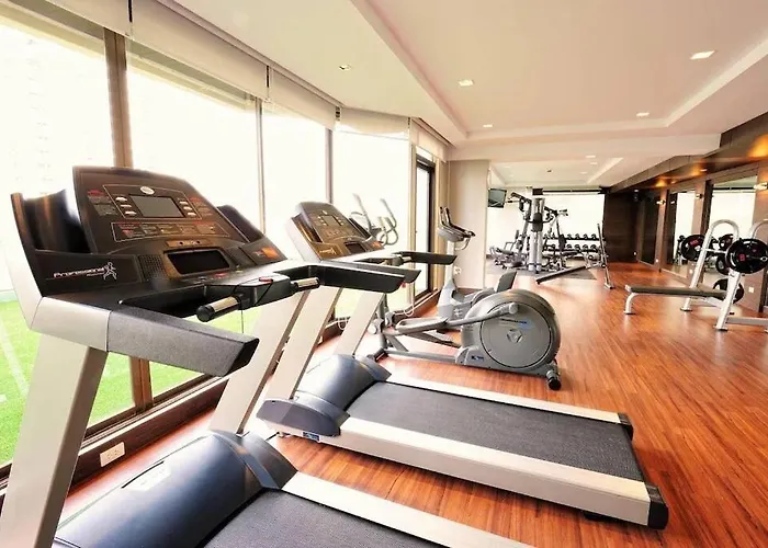 公寓 Modern 2 Bed Executive Unit - 5min To Nana Bts 曼谷